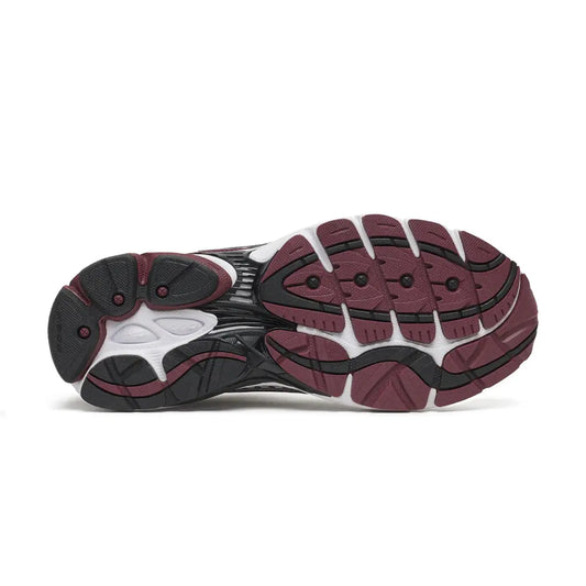 Saucony ProGrid Omni 9 OG 'White Maroon'