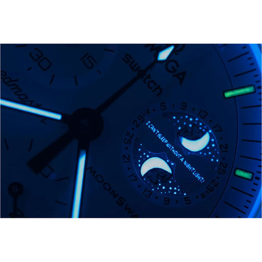 Swatch x Omega Bioceramic Moonswatch Mission To Moonphase Snoopy SO33W700