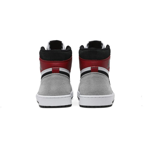 Air Jordan 1 Retro High Light Smoke Grey