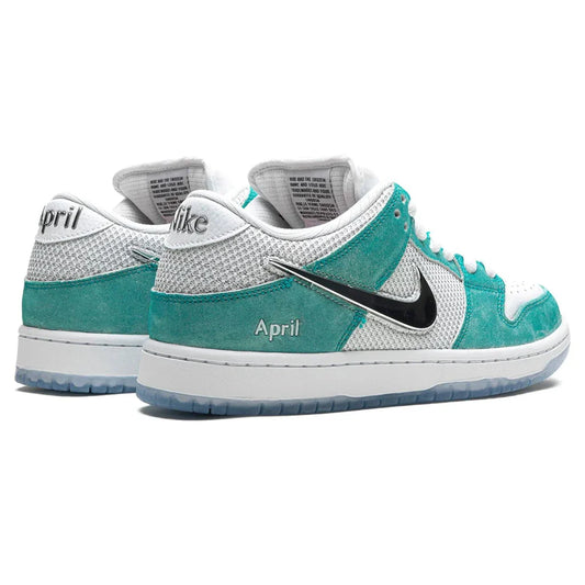Nike Dunk SB Low April Turbo Green - 3