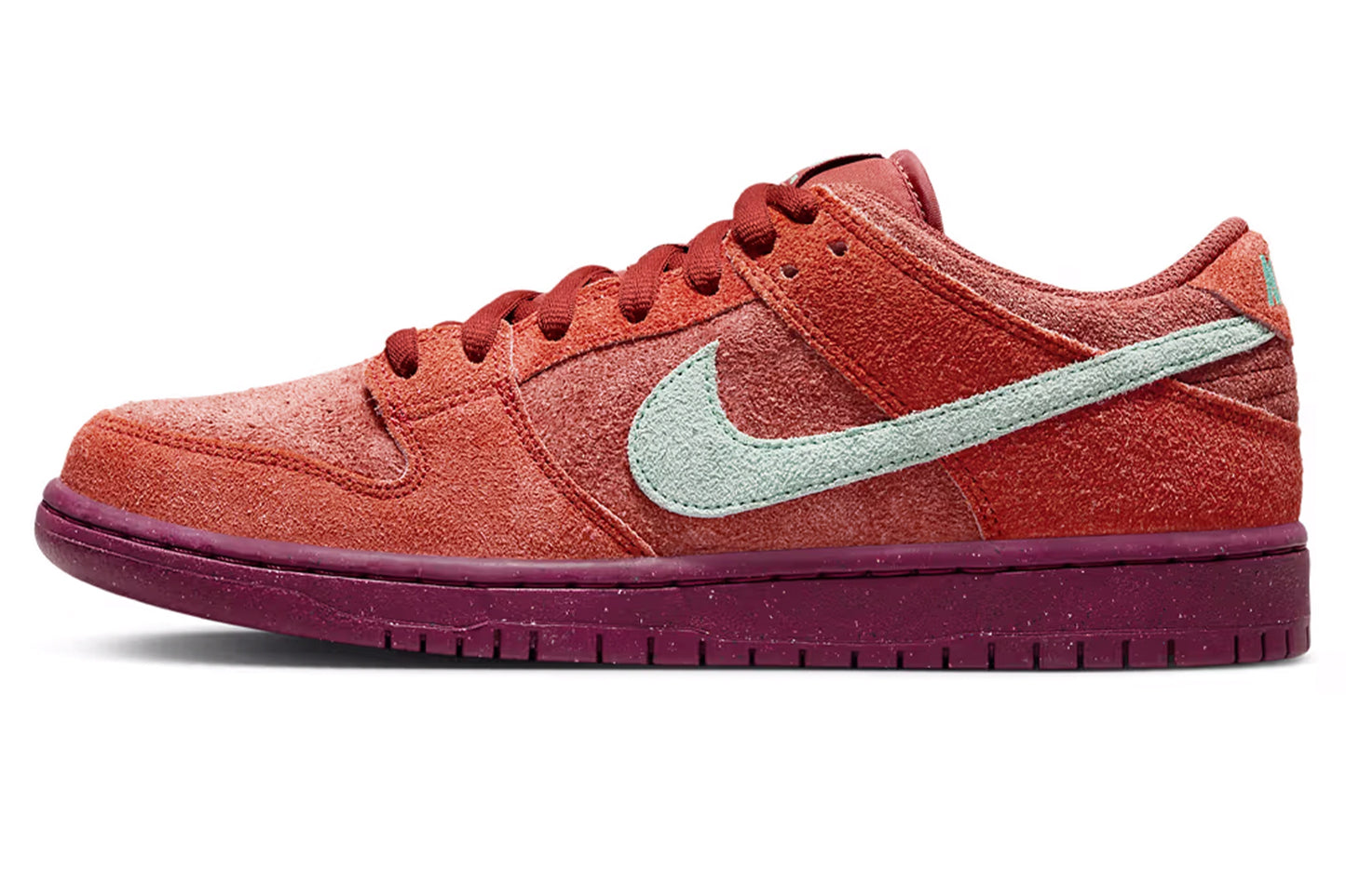 Nike SB Dunk Low Pro PRM Ruby - 1