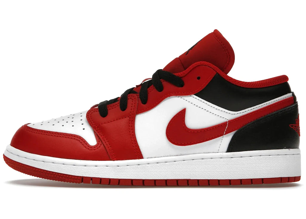 Jordan 1 Low Bulls (GS)
