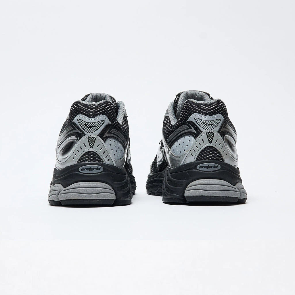 Saucony - Progrid Omni 9 (Black/Silver)