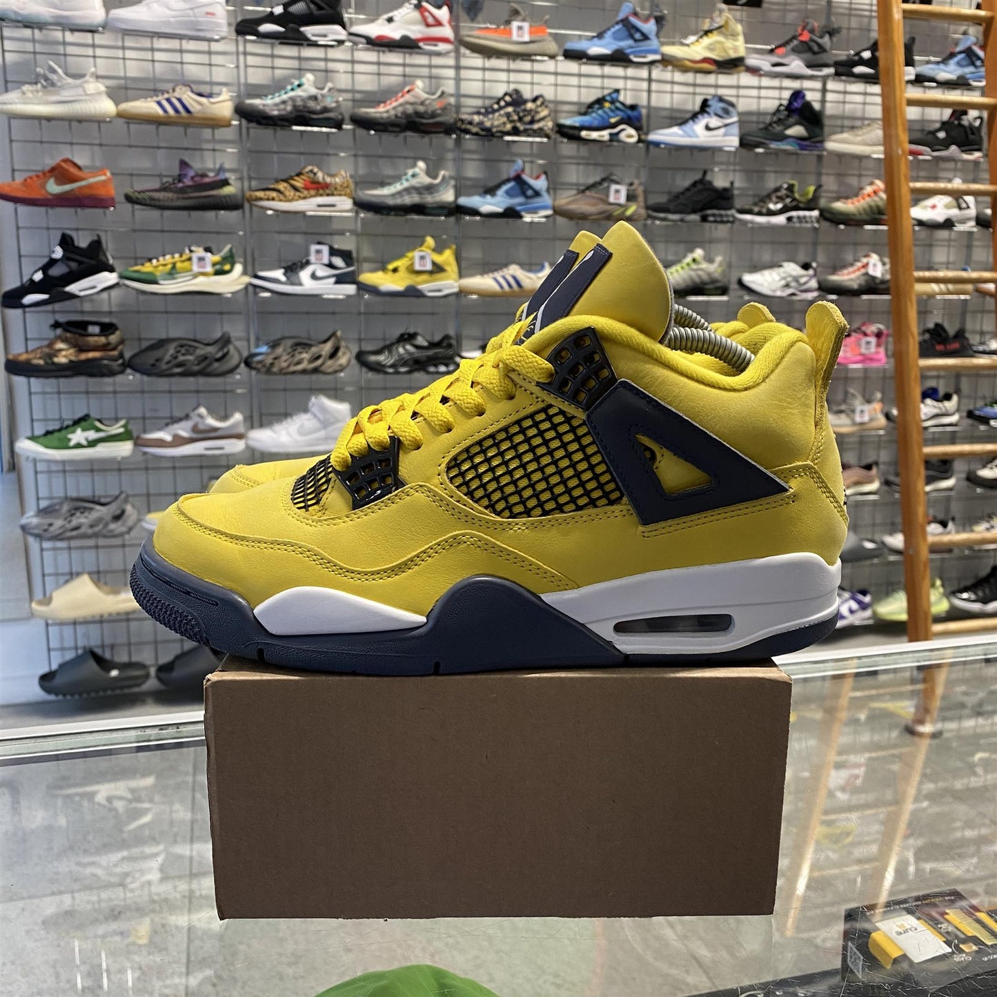 Air Jordan 4 Retro 'Lightning' (2021) UK7.5 (No Box)