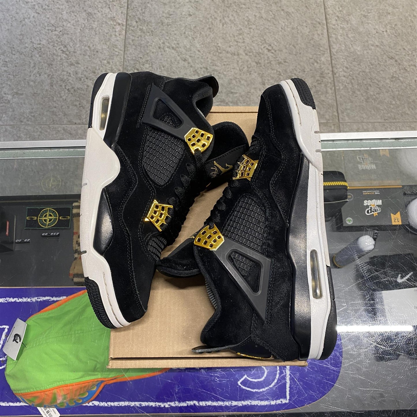 Jordan 4 Retro 'Royalty' UK7.5 (No Box)