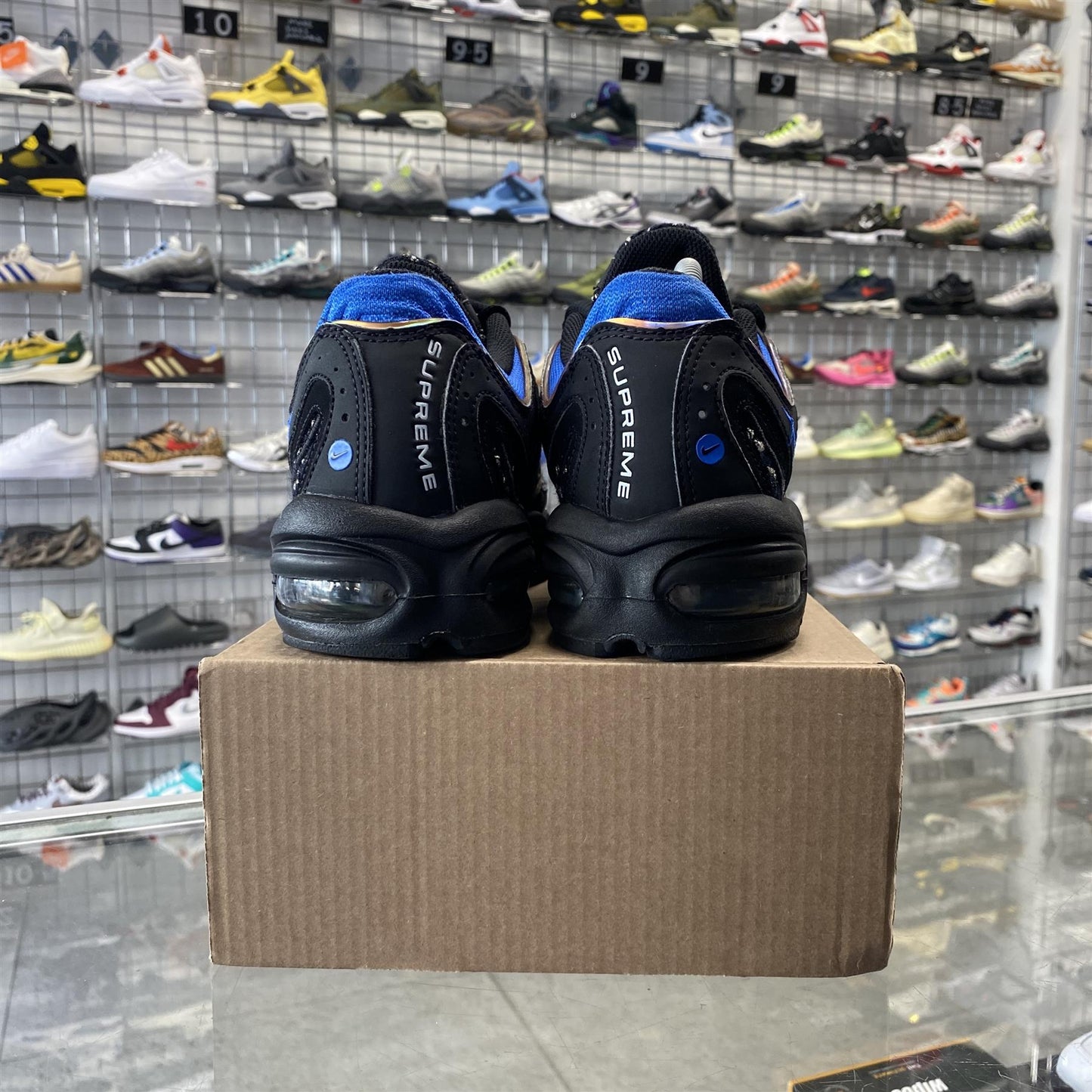 Nike Air Max Tailwind 4 Supreme 'Black' UK9 (No Box)