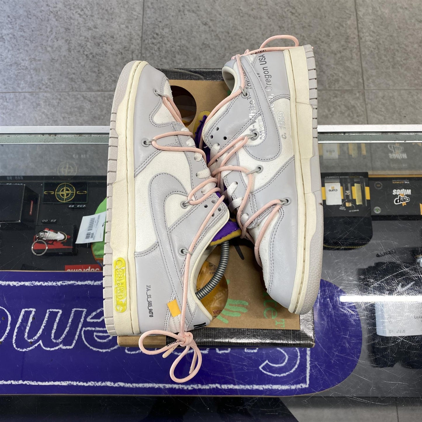 Nike Dunk Low x Off-White 'Lot 24' UK8