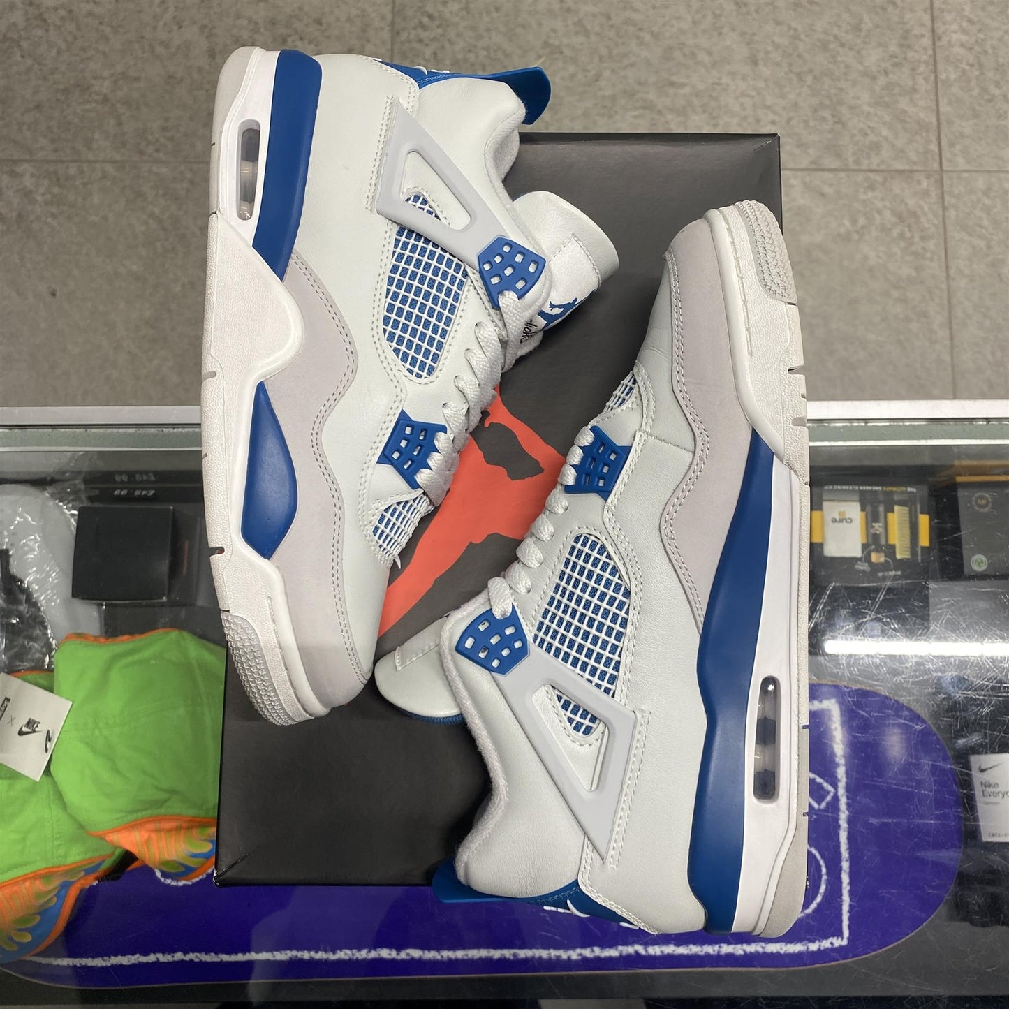 Jordan 4 Retro 'Military Blue' (2024) UK8.5