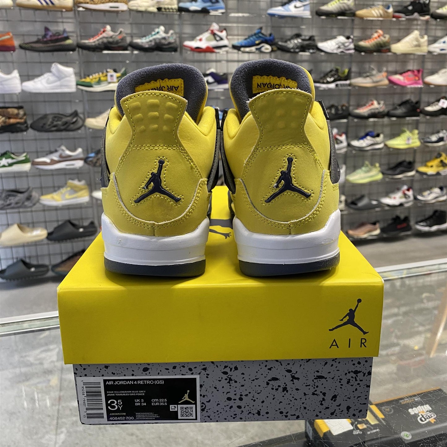 Air Jordan 4 Retro 'Lightning' GS (2021) UK3