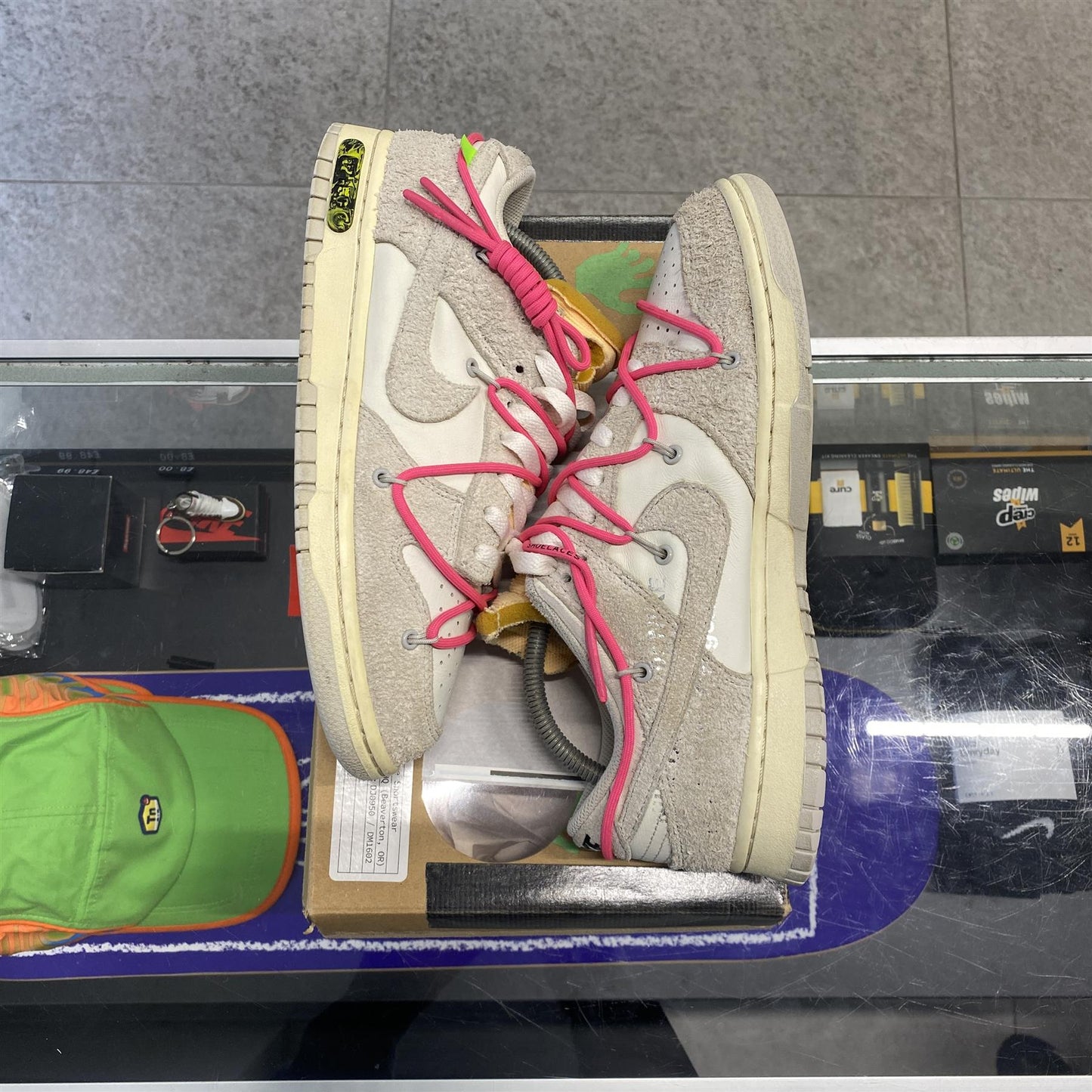 Nike Dunk Low Off-White 'Lot 17' UK7.5