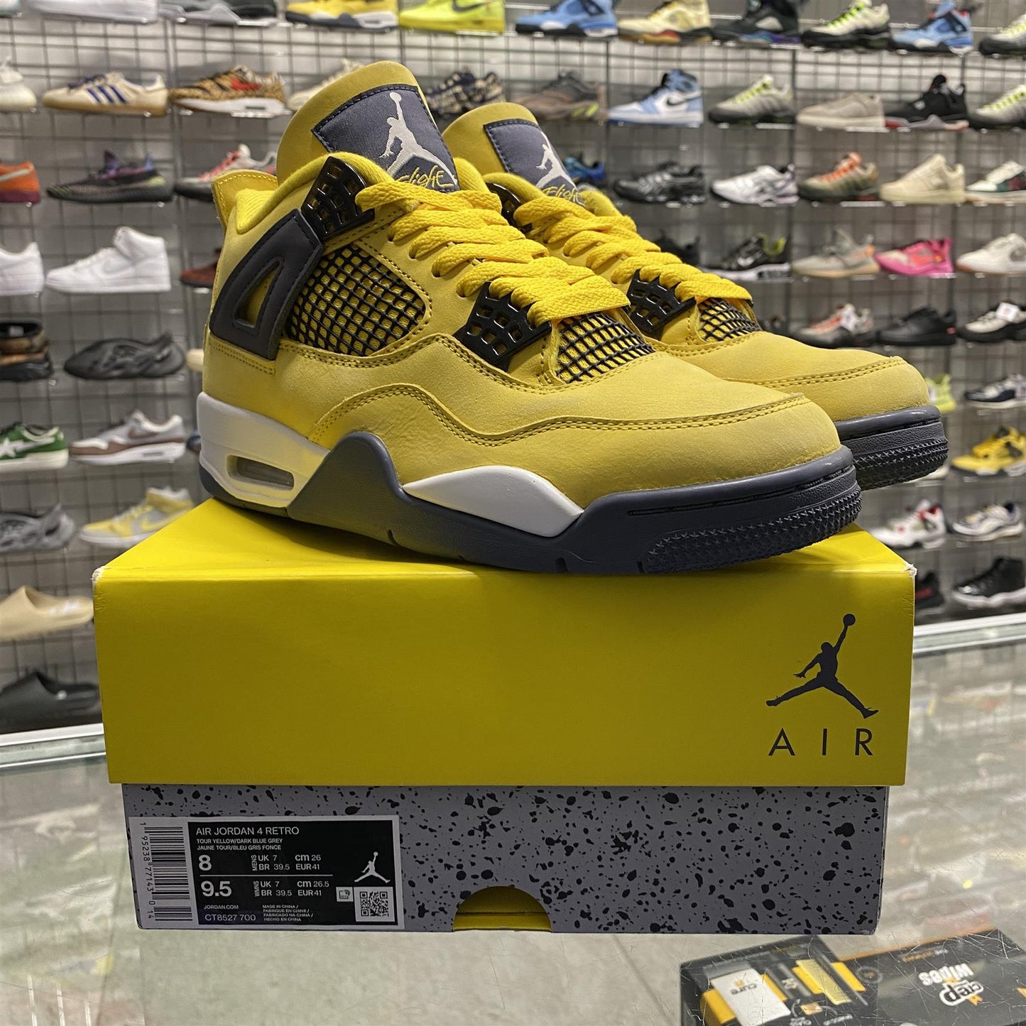 Jordan 4 Retro 'Lightning' (2021) UK7