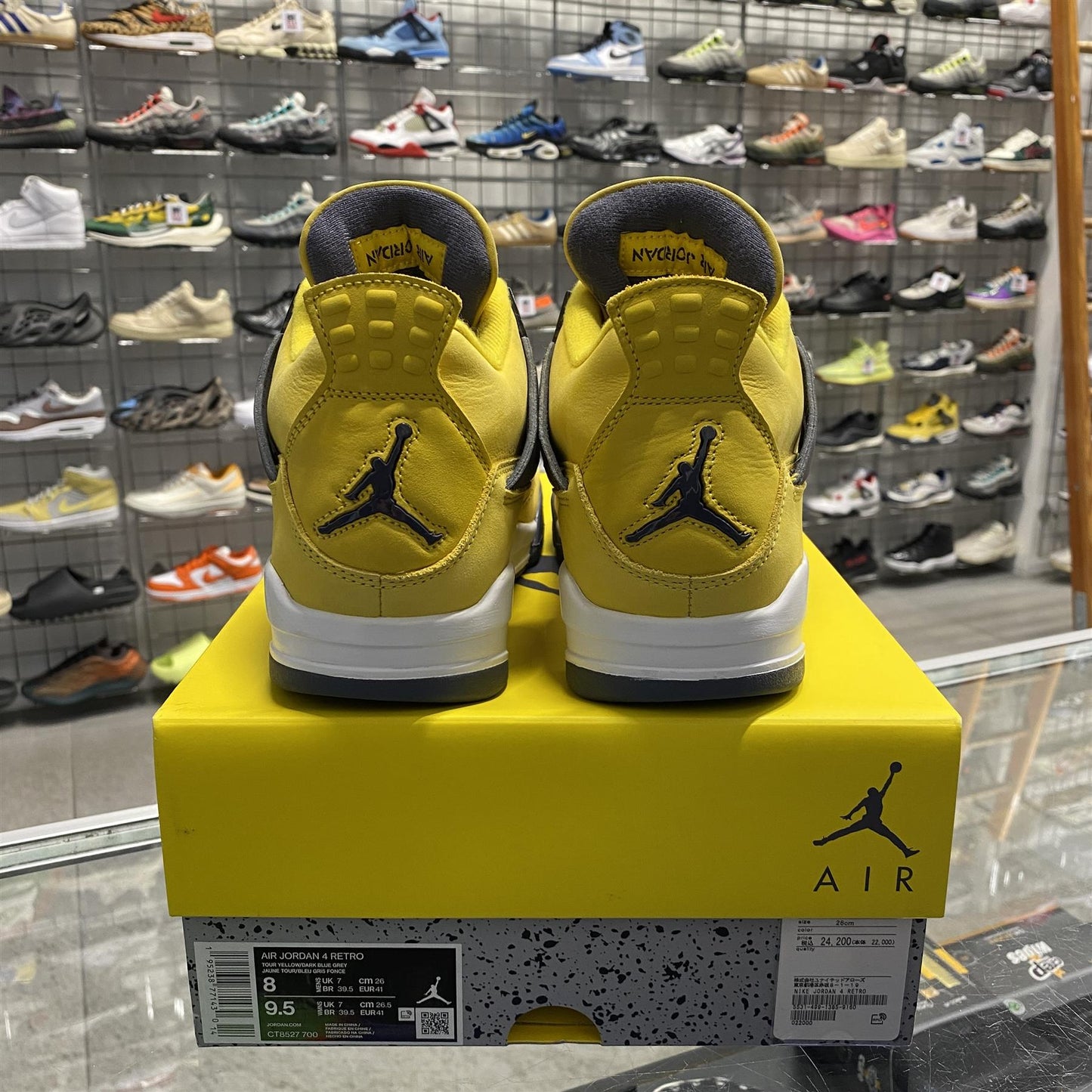 Air Jordan 4 Retro 'Lightning' (2021) UK7