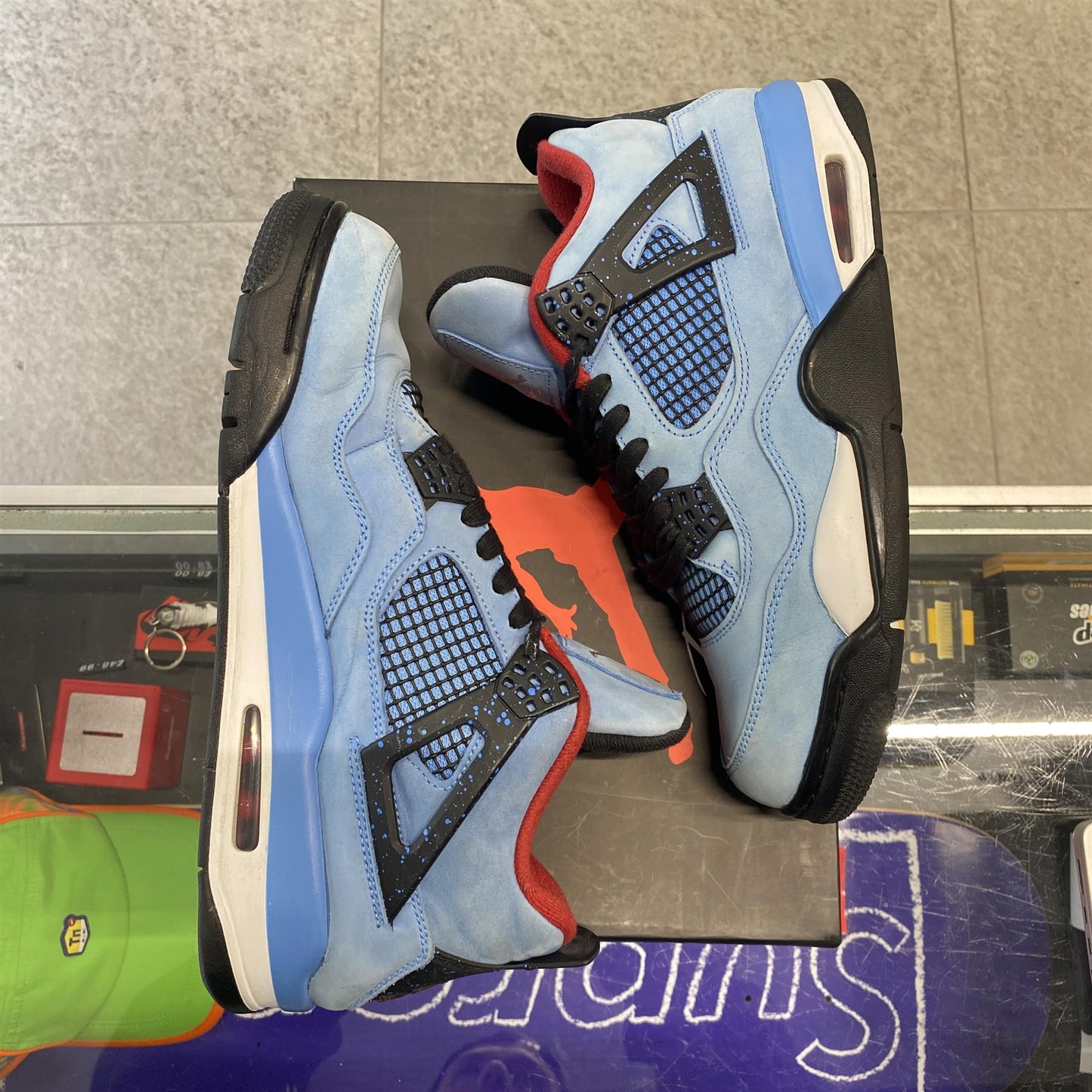 Jordan 4 Retro Travis Scott 'Cactus Jack' UK9.5