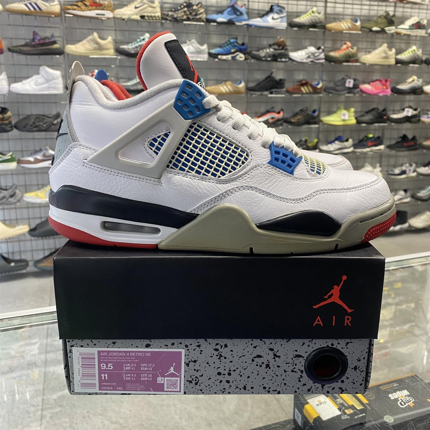 Air Jordan 4 Retro 'What The' UK8.5