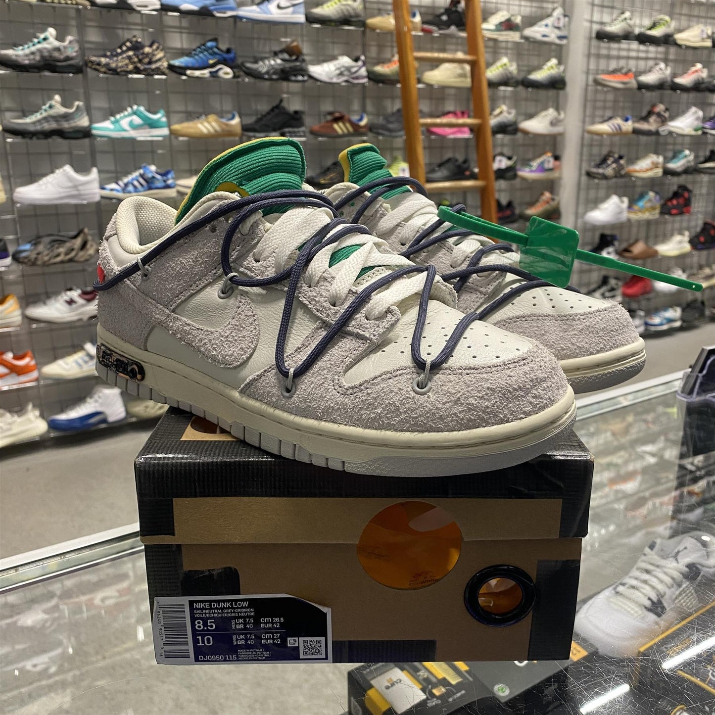 Nike Dunk Low Off-White 'Lot 20' UK7.5