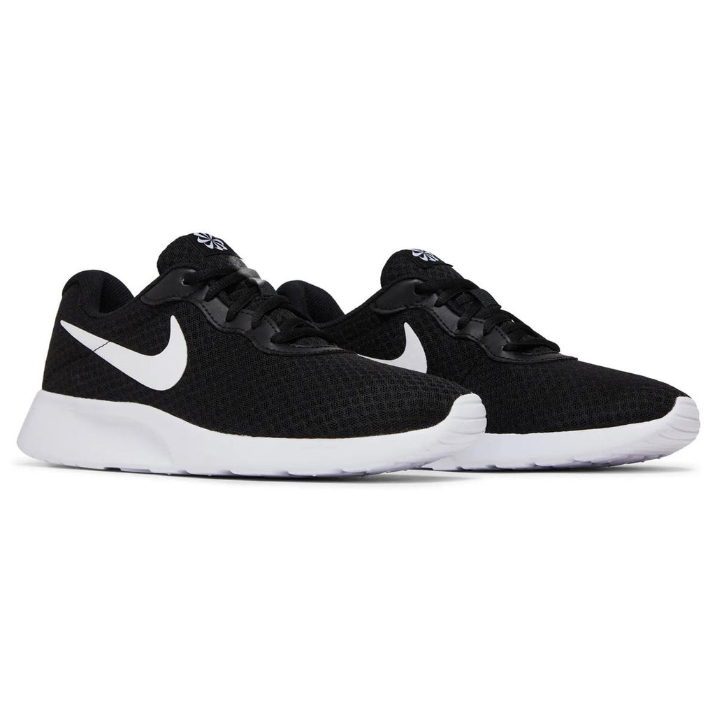 Nike Tanjun Black White