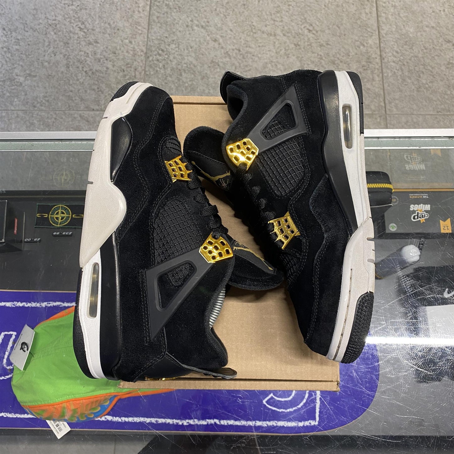 Jordan 4 Retro 'Royalty' UK7.5 (No Box)