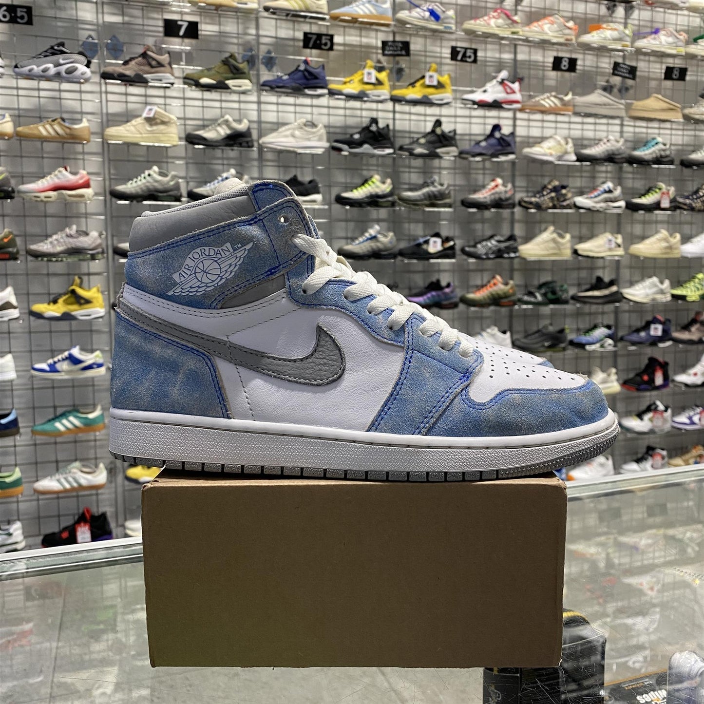 Jordan 1 Retro High 'Hyper Royal Smoke Grey' UK8 (No Box)