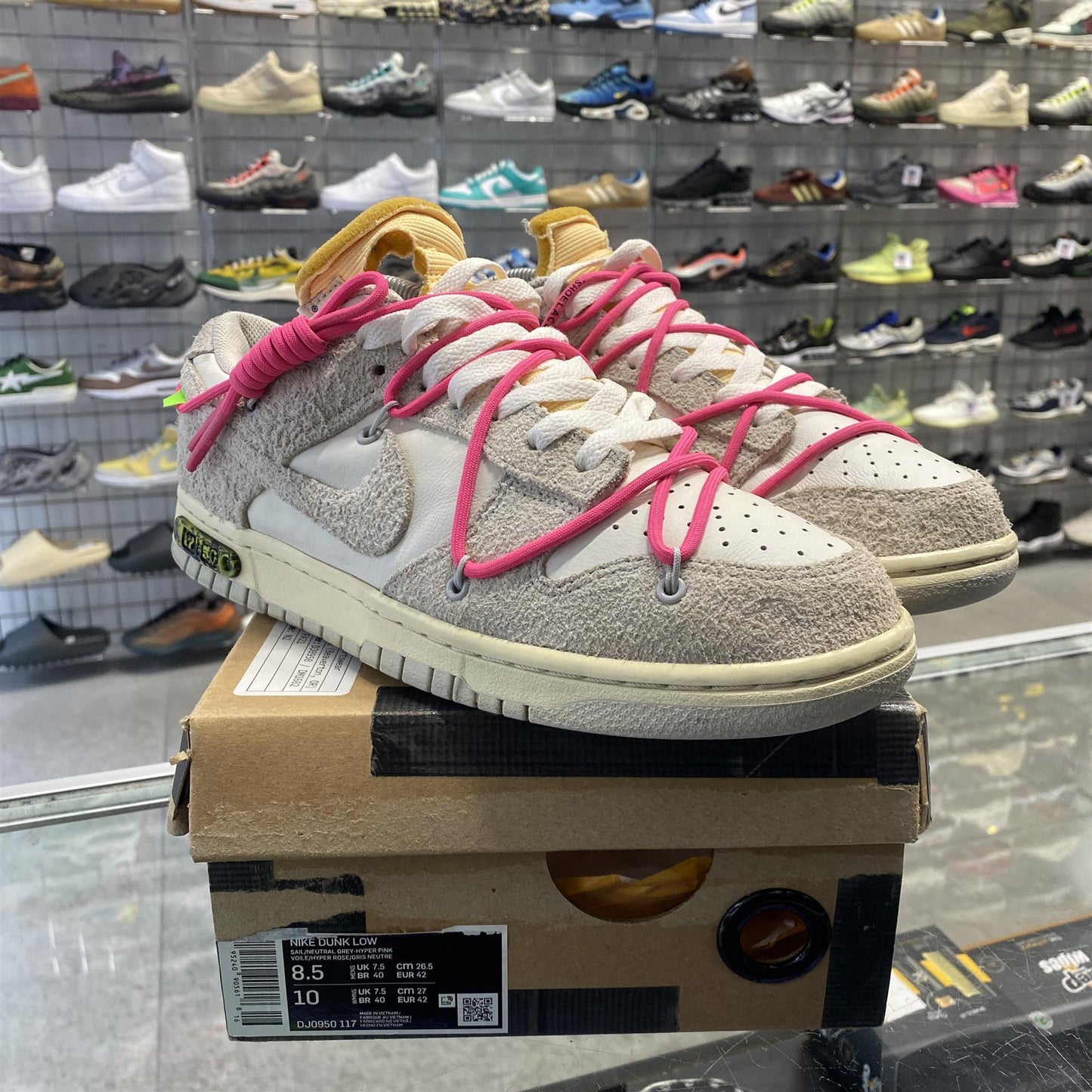 Nike Dunk Low Off-White 'Lot 17' UK7.5