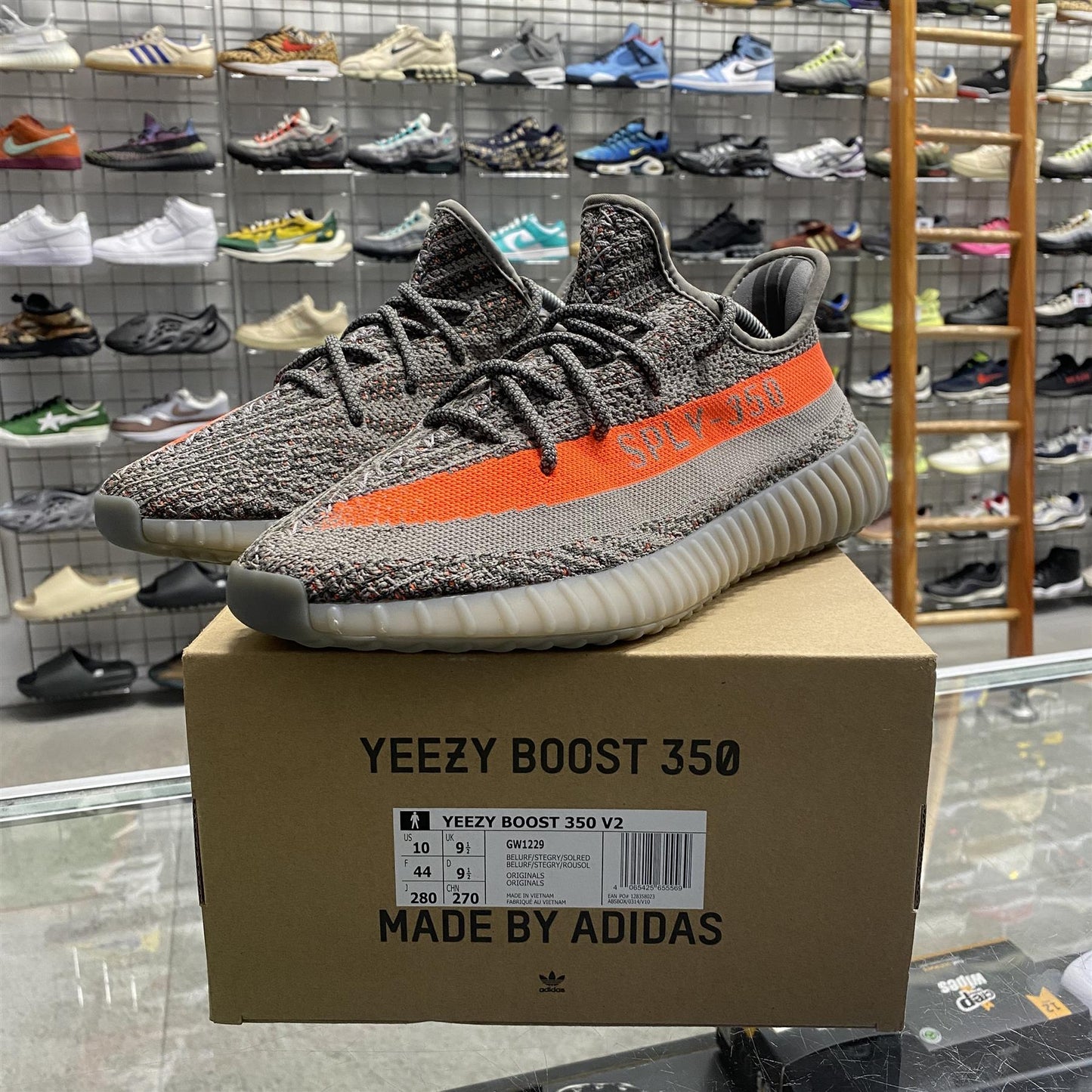 Adidas Yeezy Boost 350 V2 'Beluga Reflective' UK9.5