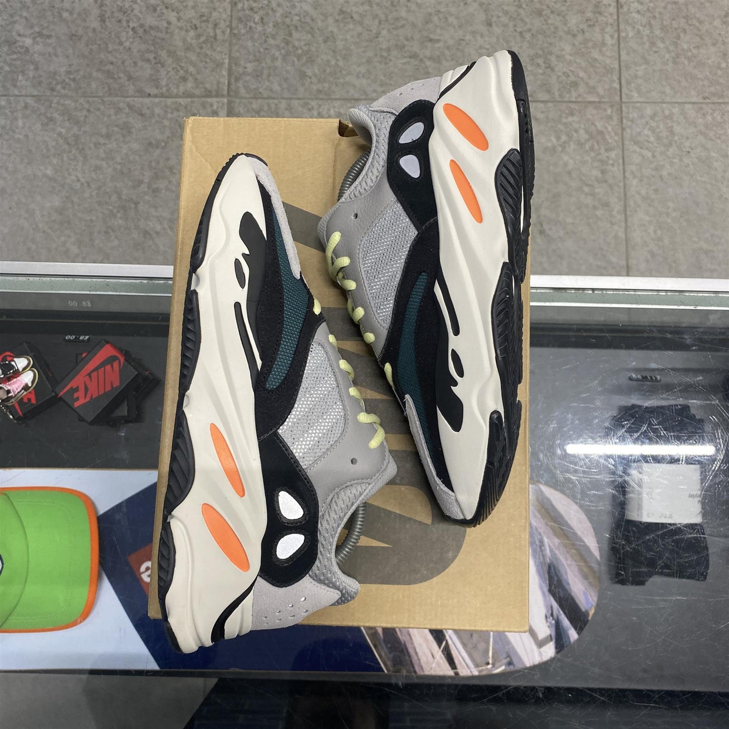 Yeezy Boost 700 'Wave Runner' UK8