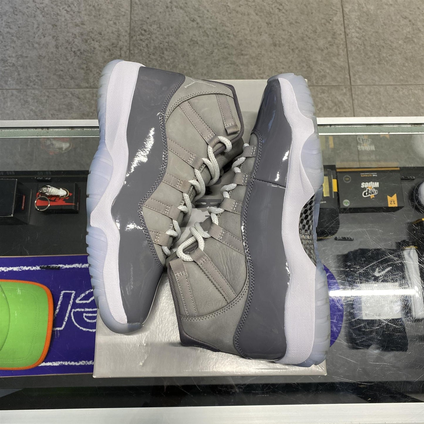 Air Jordan 11 Retro 'Cool Grey' (2021) UK8