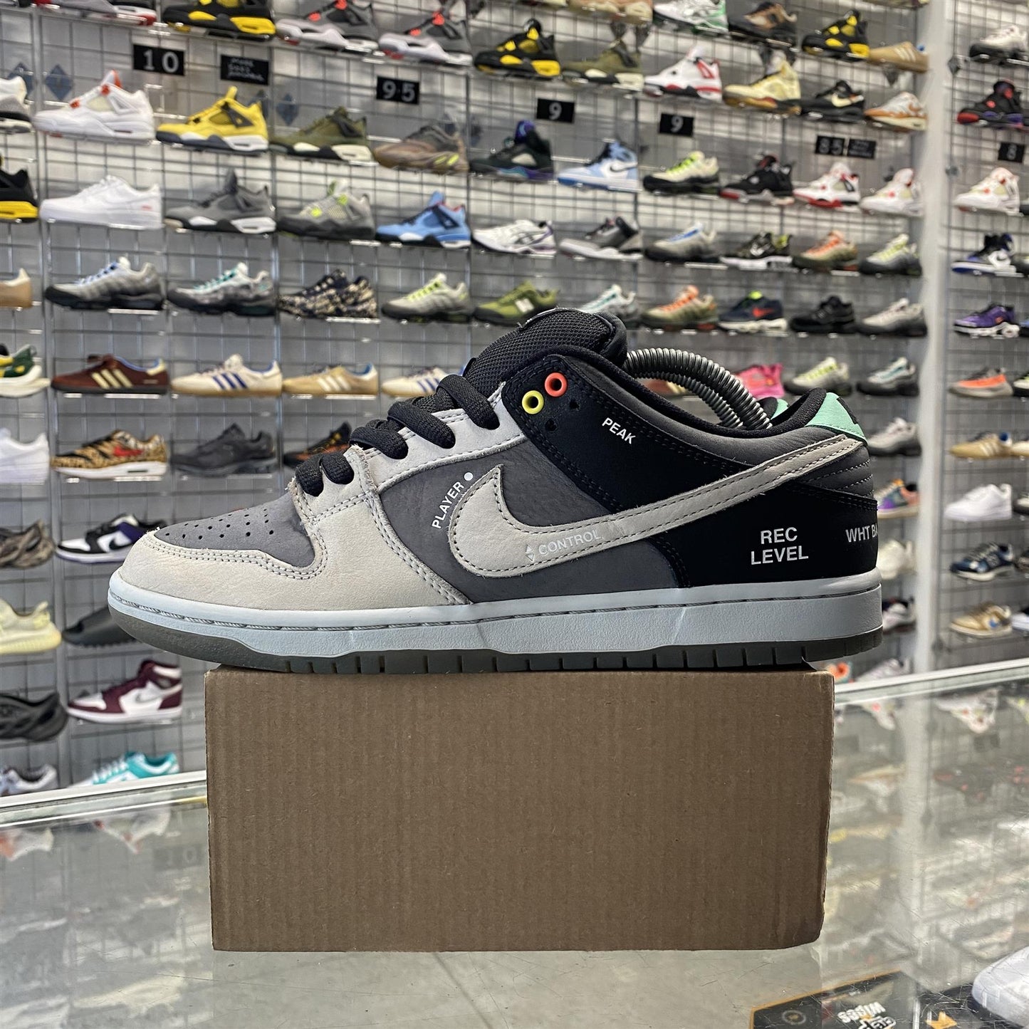 Nike SB Dunk Low 'VX1000' UK7.5 (No Box)