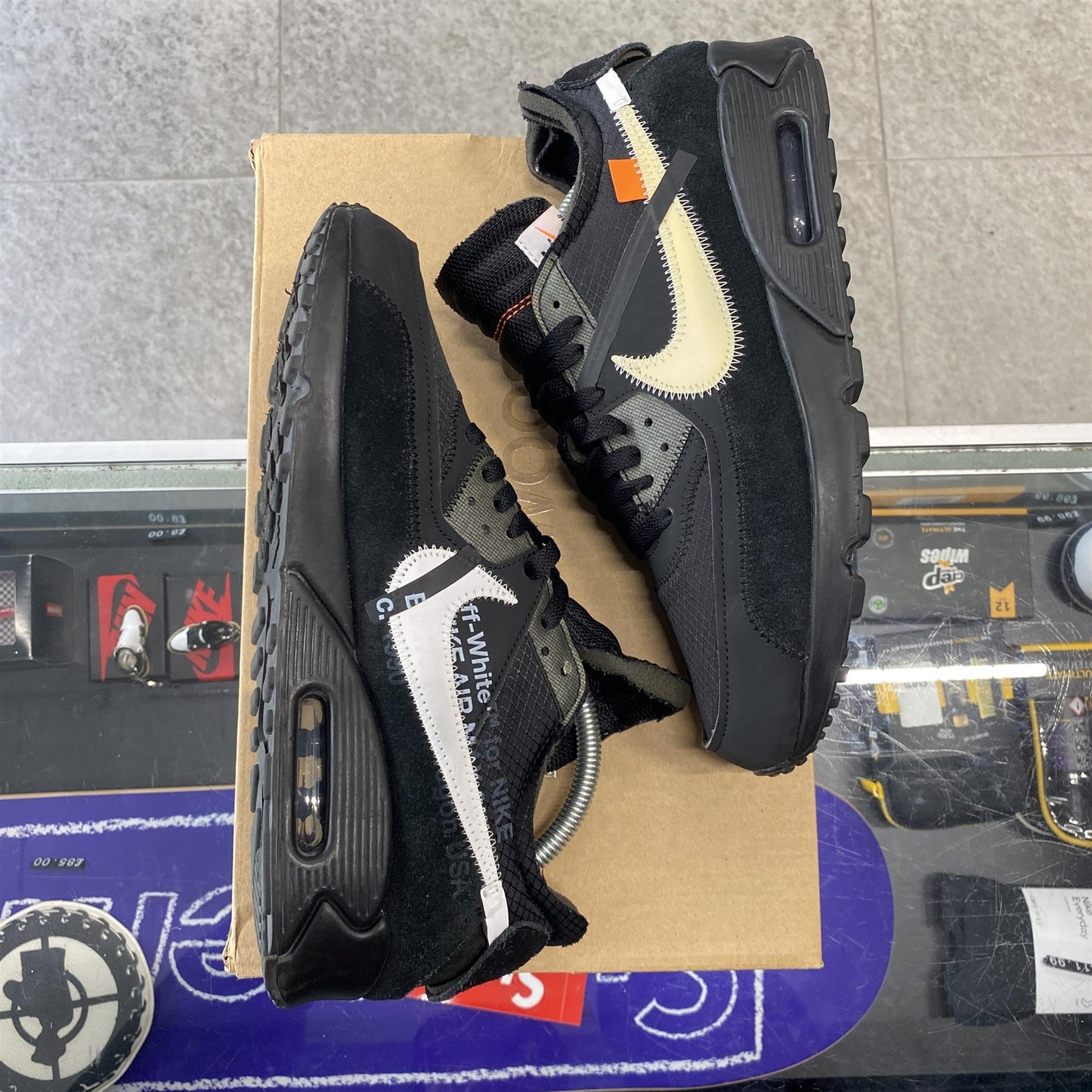 Nike Air Max 90 x Off-White 'Black' UK8.5