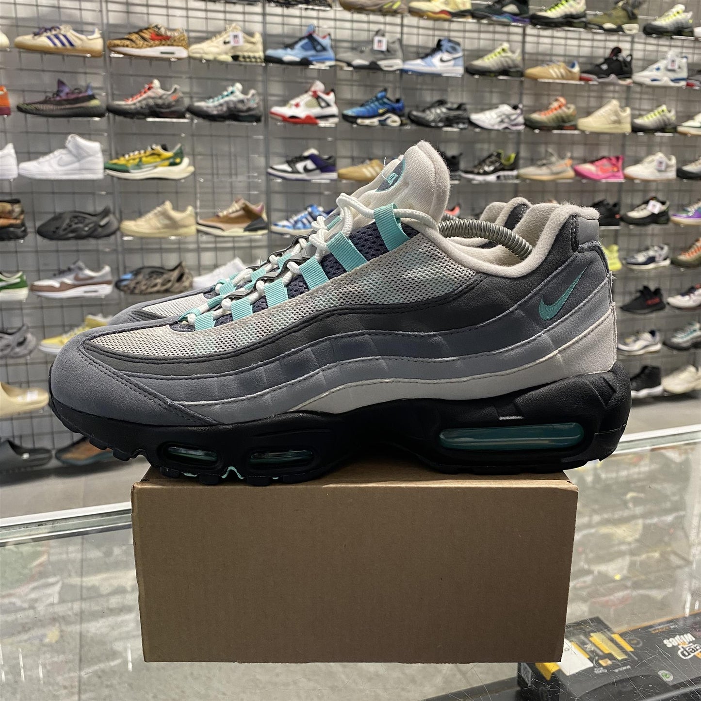 Nike Air Max 95 'Hyper Turquoise' UK10 (No Box)