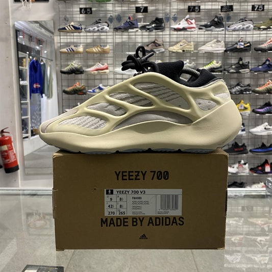 Adidas Yeezy 700 V3 'Azael' UK8.5