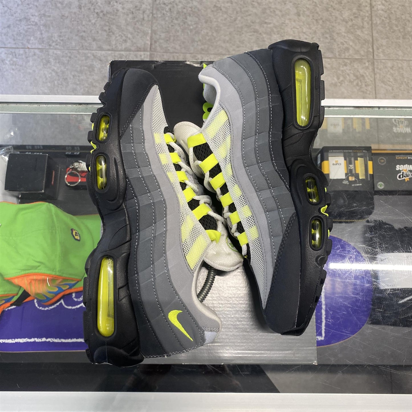 Nike Air Max 95 OG 'Neon' (2020) UK8.5