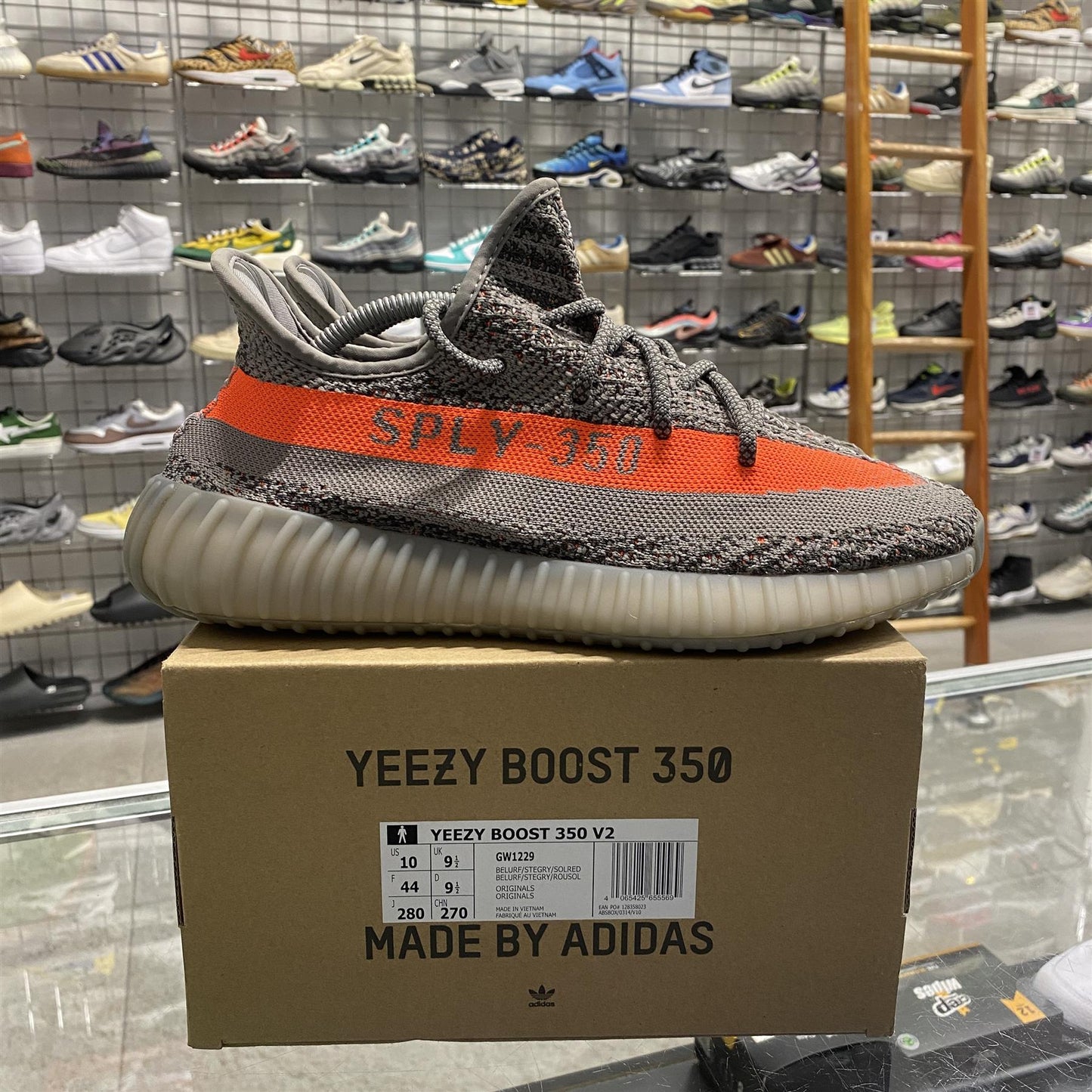 Adidas Yeezy Boost 350 V2 'Beluga Reflective' UK9.5