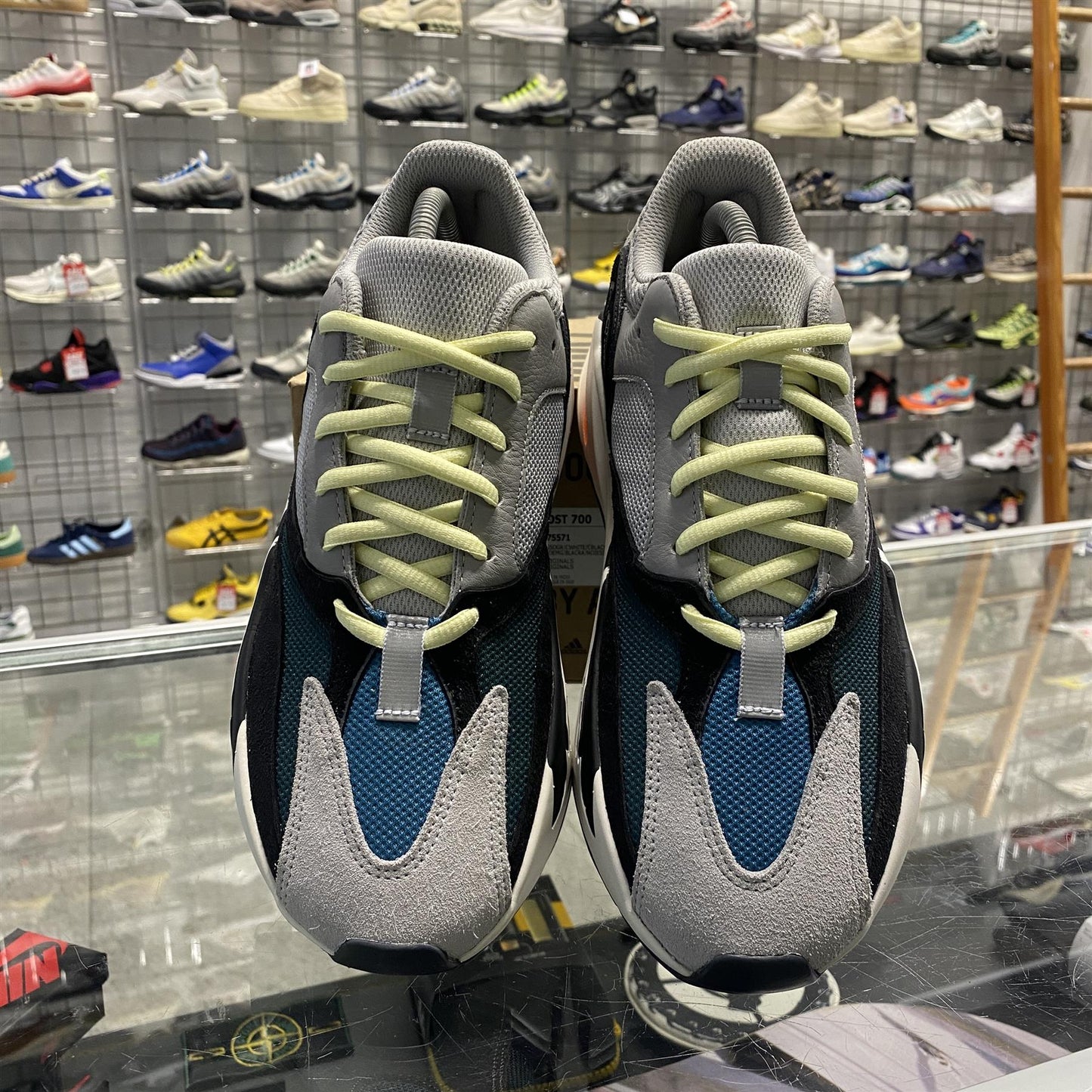 Yeezy Boost 700 'Wave Runner' UK8