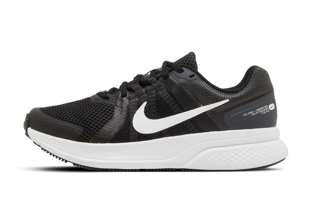 Nike Run Swift 2 Black White W