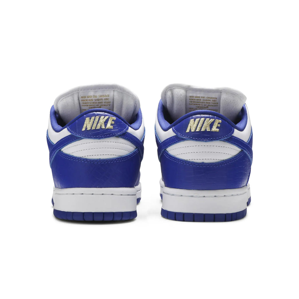 Nike SB Dunk Low Supreme Stars Hyper Royal (2021)