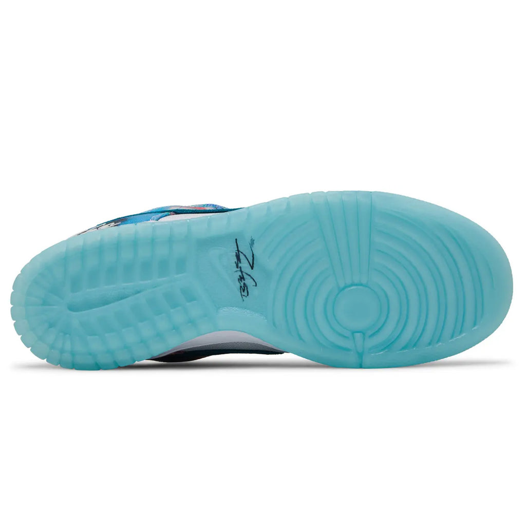 Nike SB Dunk Low Futura Laboratories Bleached Aqua