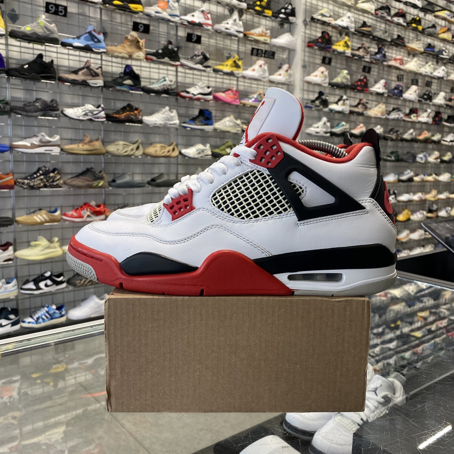 Air Jordan 4 Retro 'Fire Red' 2020 UK8.5 (No Box)