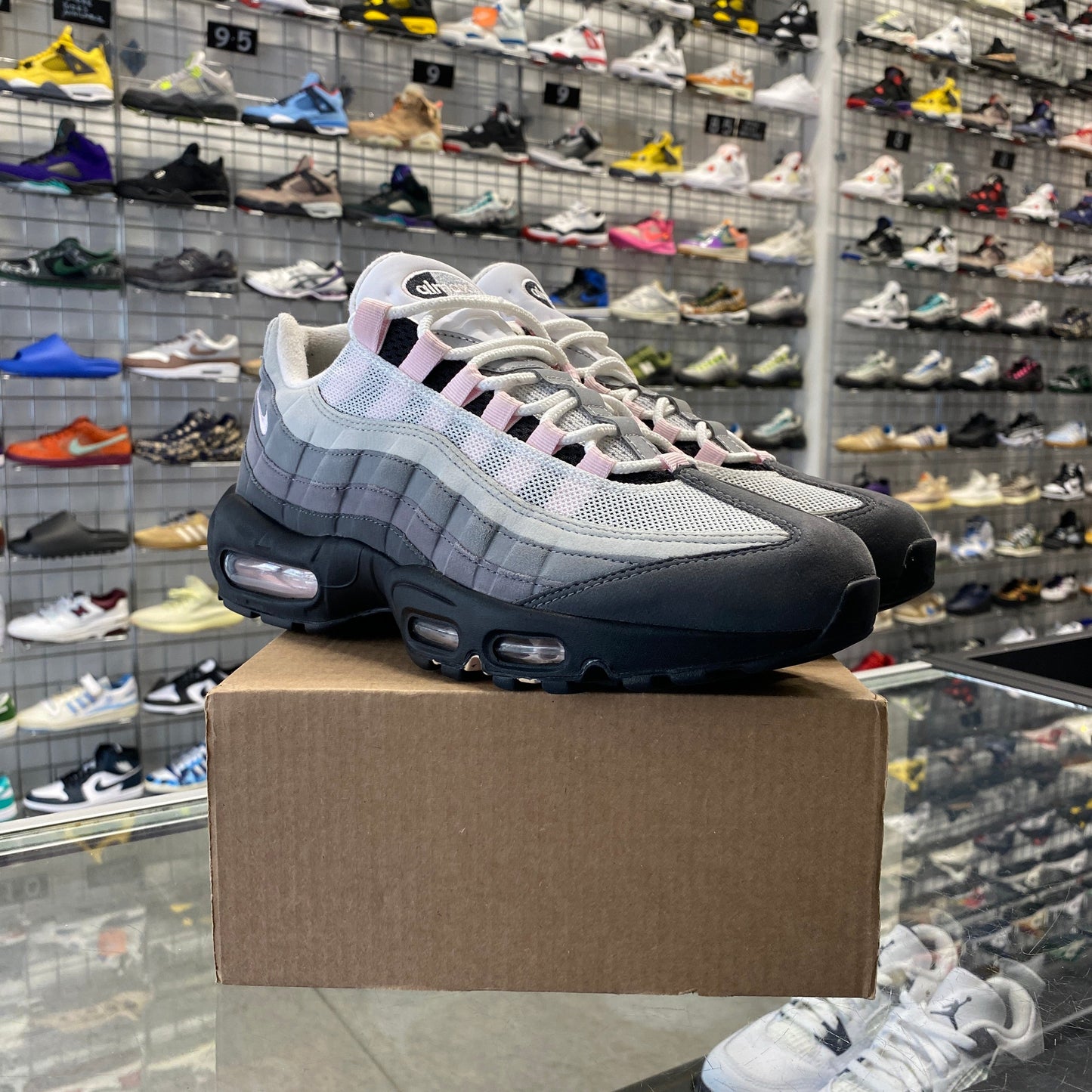 Nike Air Max 95 'Gunsmoke Pink Foam' UK8 (No Box)