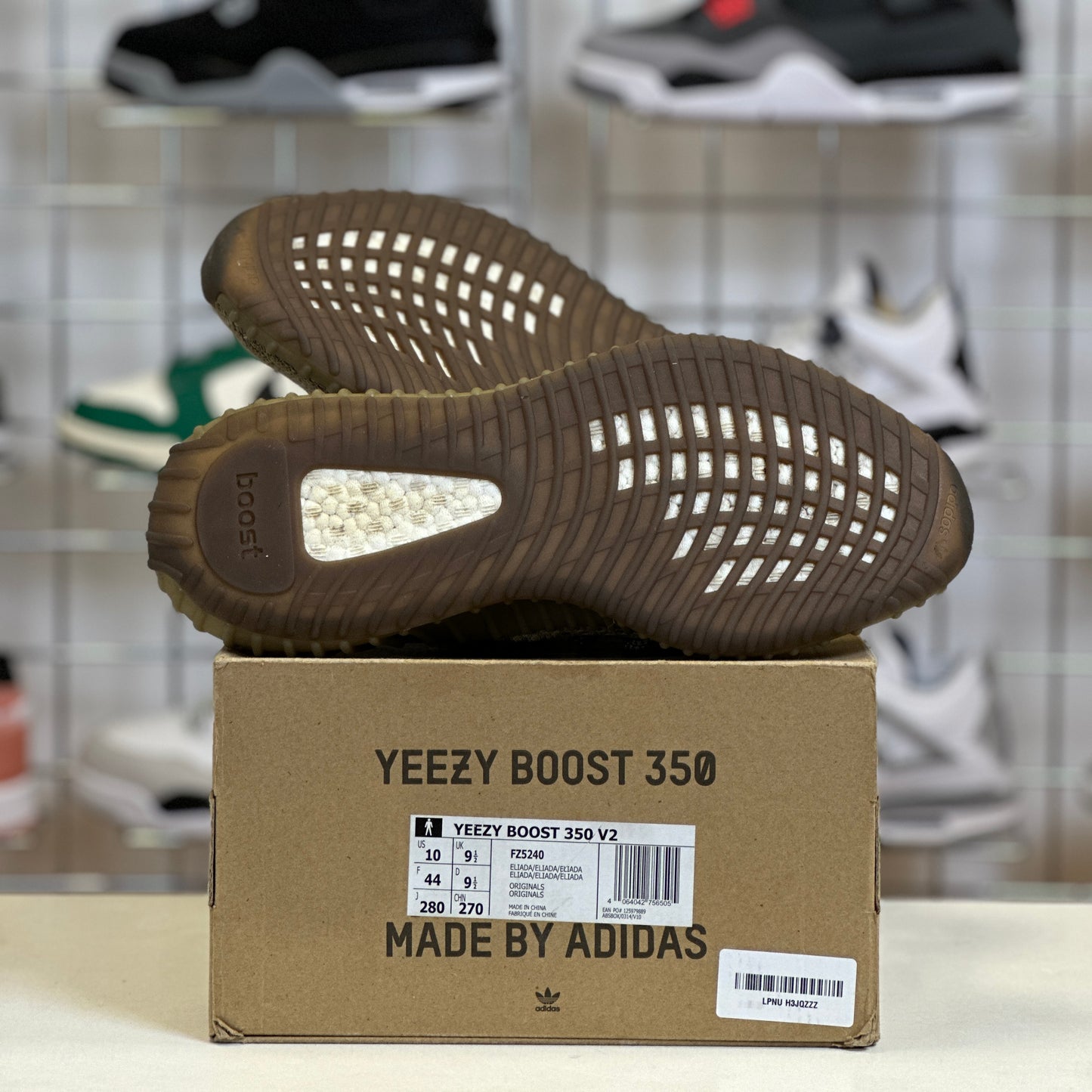 adidas Yeezy Boost 350 V2 'Sand Taupe' UK9.5