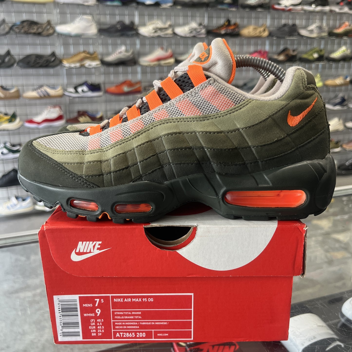 Nike Air Max 95 OG Neutral Olive Total Orange UK6.5