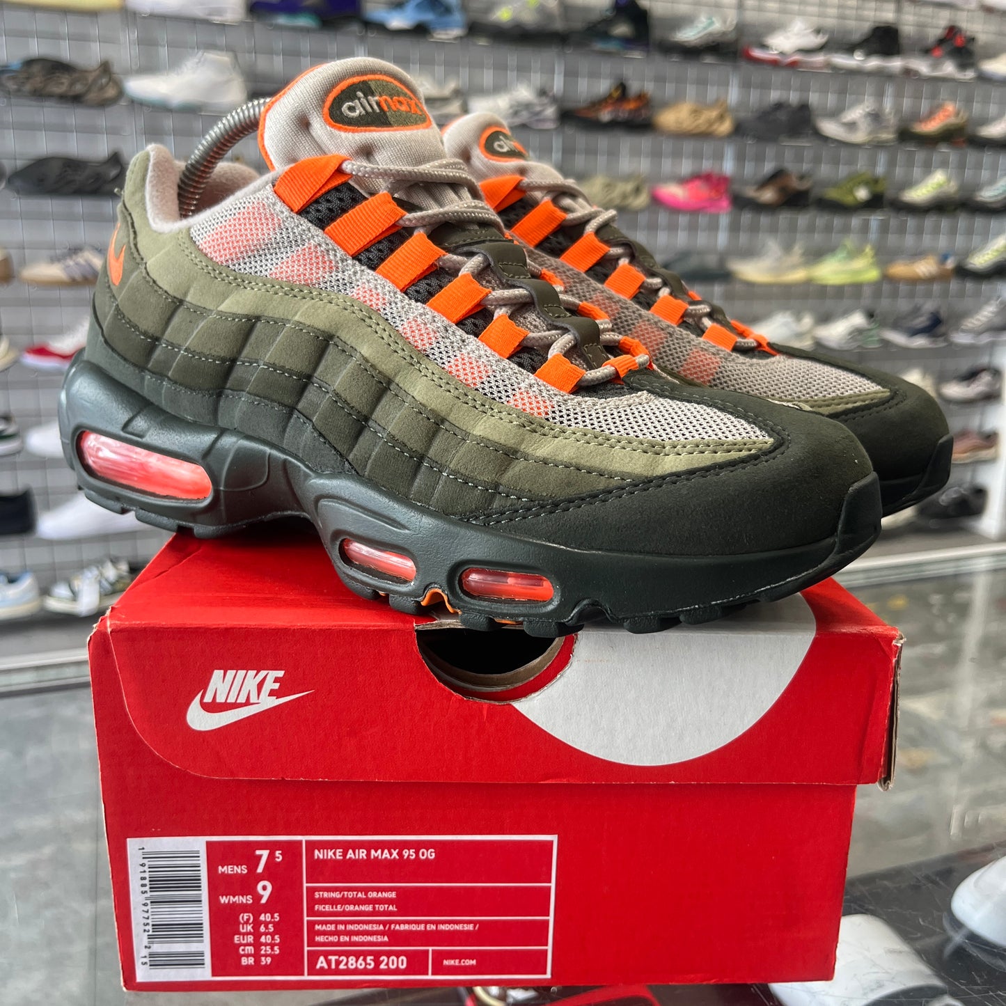 Nike Air Max 95 OG Neutral Olive Total Orange UK6.5