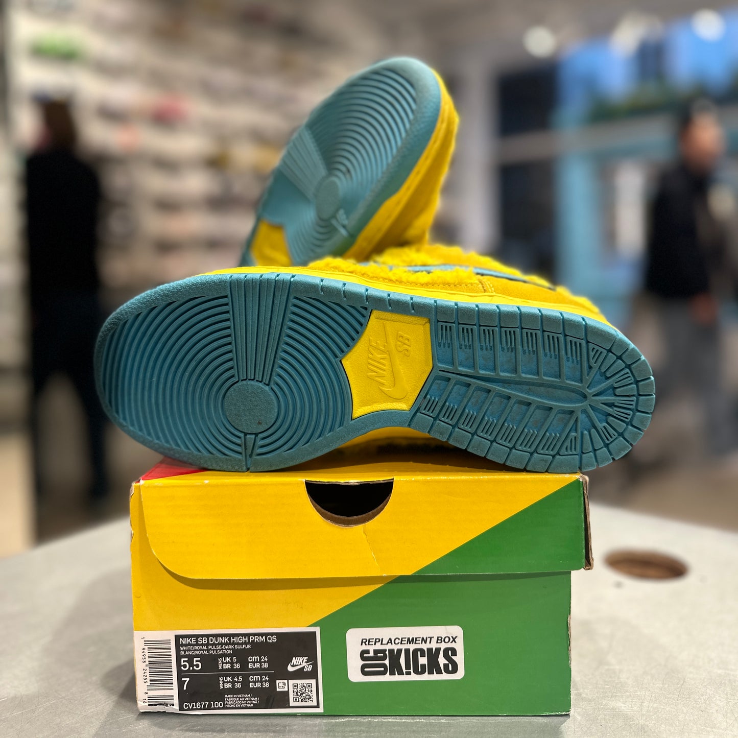 Nike SB Dunk Low Grateful Dead Bears 'Opti Yellow' UK6 (Replacement Box)