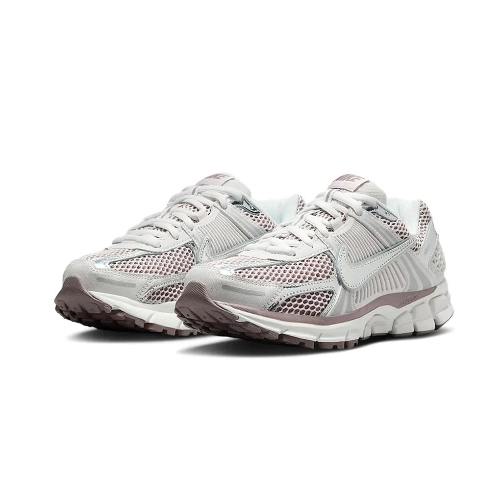 Nike Zoom Vomero 5 Metallic Silver Platinum Violet W