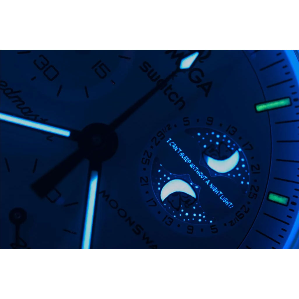 Swatch x Omega Bioceramic Moonswatch Mission To Moonphase Snoopy SO33W ...