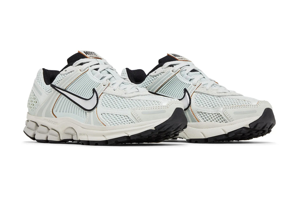 Nike Air Zoom Vomero 5 Light Silver Chrome W