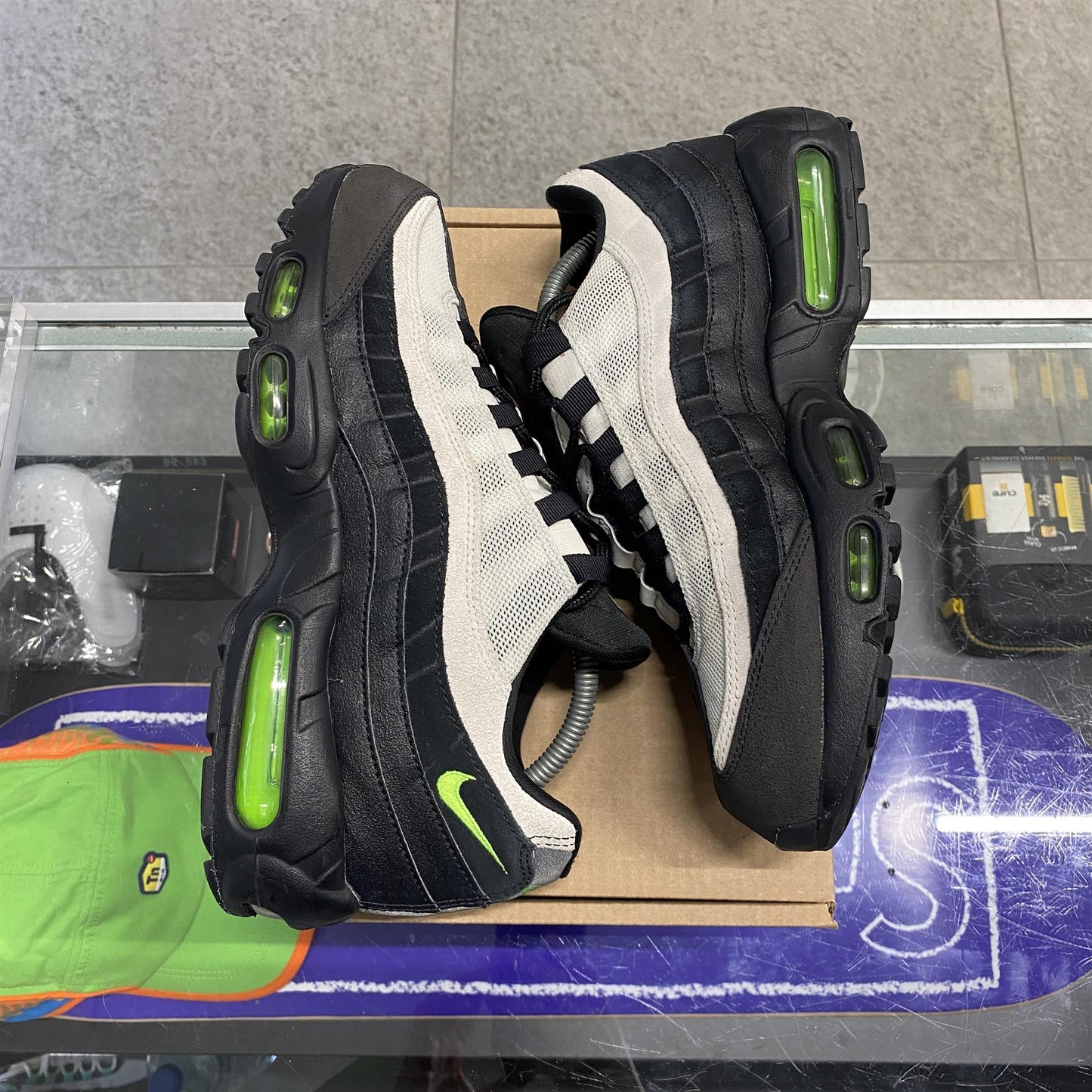 Nike Air Max 95 'Antifreeze' (2019) UK8.5 (No Box)