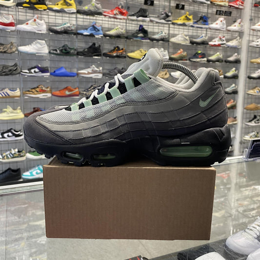 Nike Air Max 95 OG Fresh Mint UK7 (No Box)