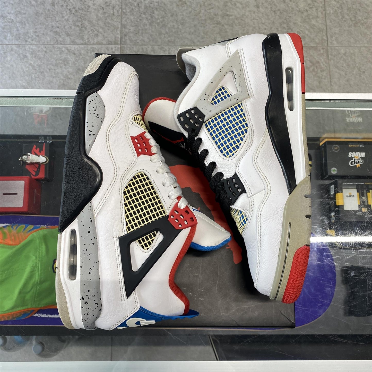 Jordan 4 Retro 'What The' UK9