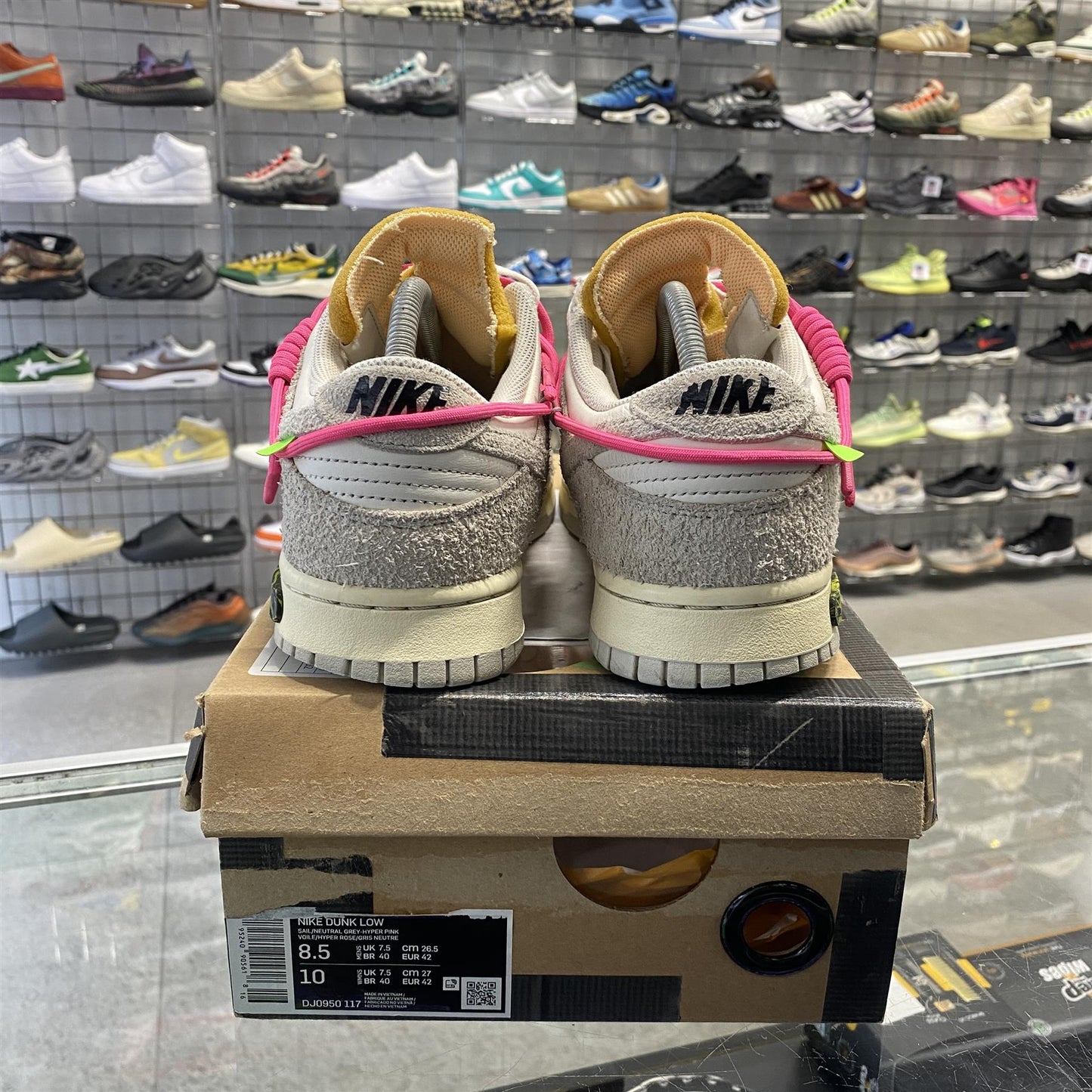 Nike Dunk Low Off-White 'Lot 17' UK7.5