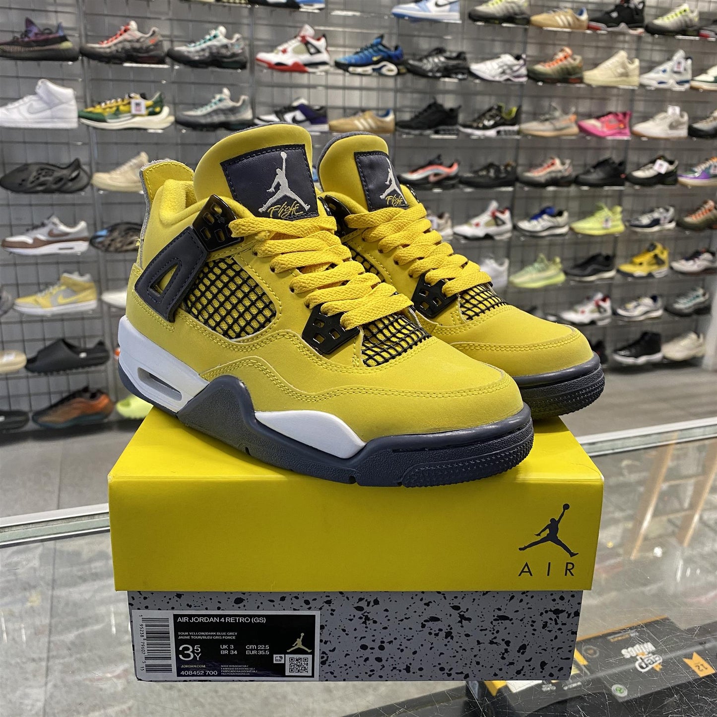 Air Jordan 4 Retro 'Lightning' GS (2021) UK3